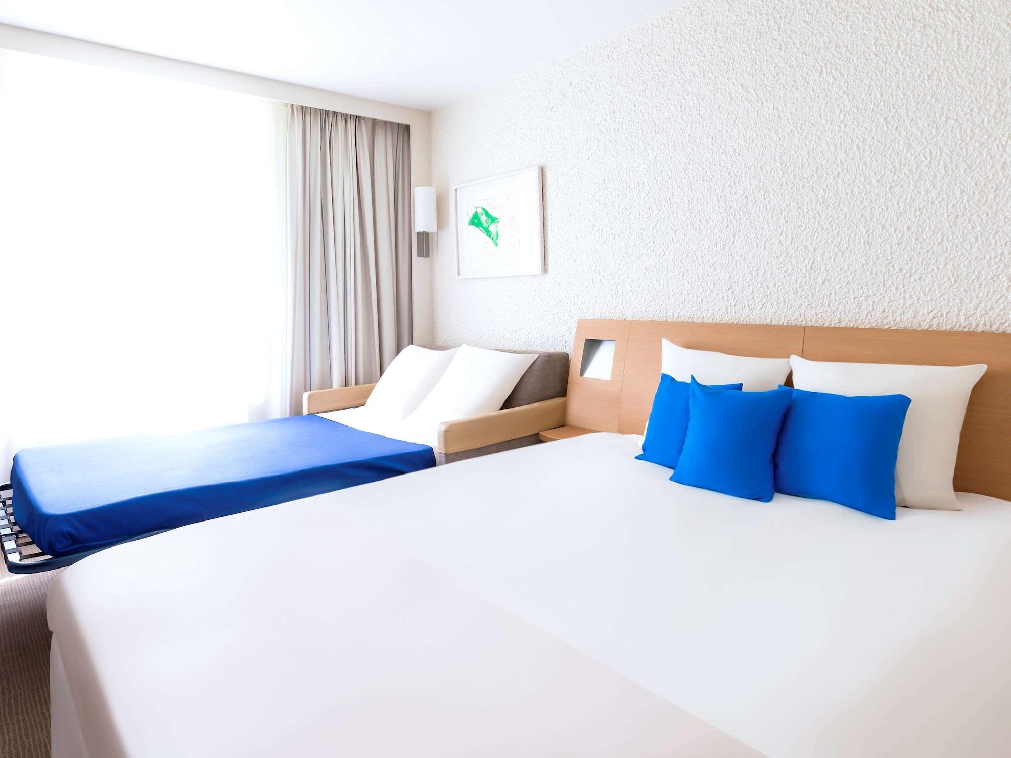 Novotel Nice Aeroport Cap 3000 Saint-Laurent-du-Var Exterior photo